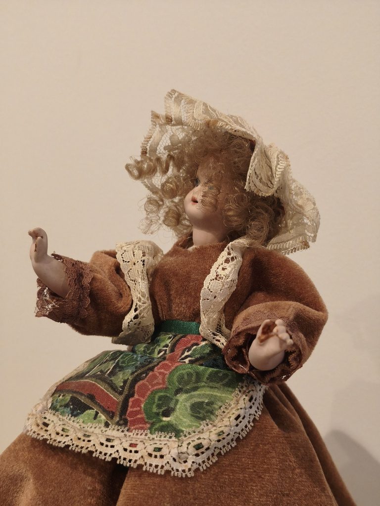 Photo 4 of the piece